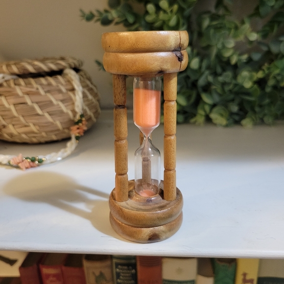 Wooden Hourglass Vintage Mini Glass Orange Sand Timer - Picture 4 of 7